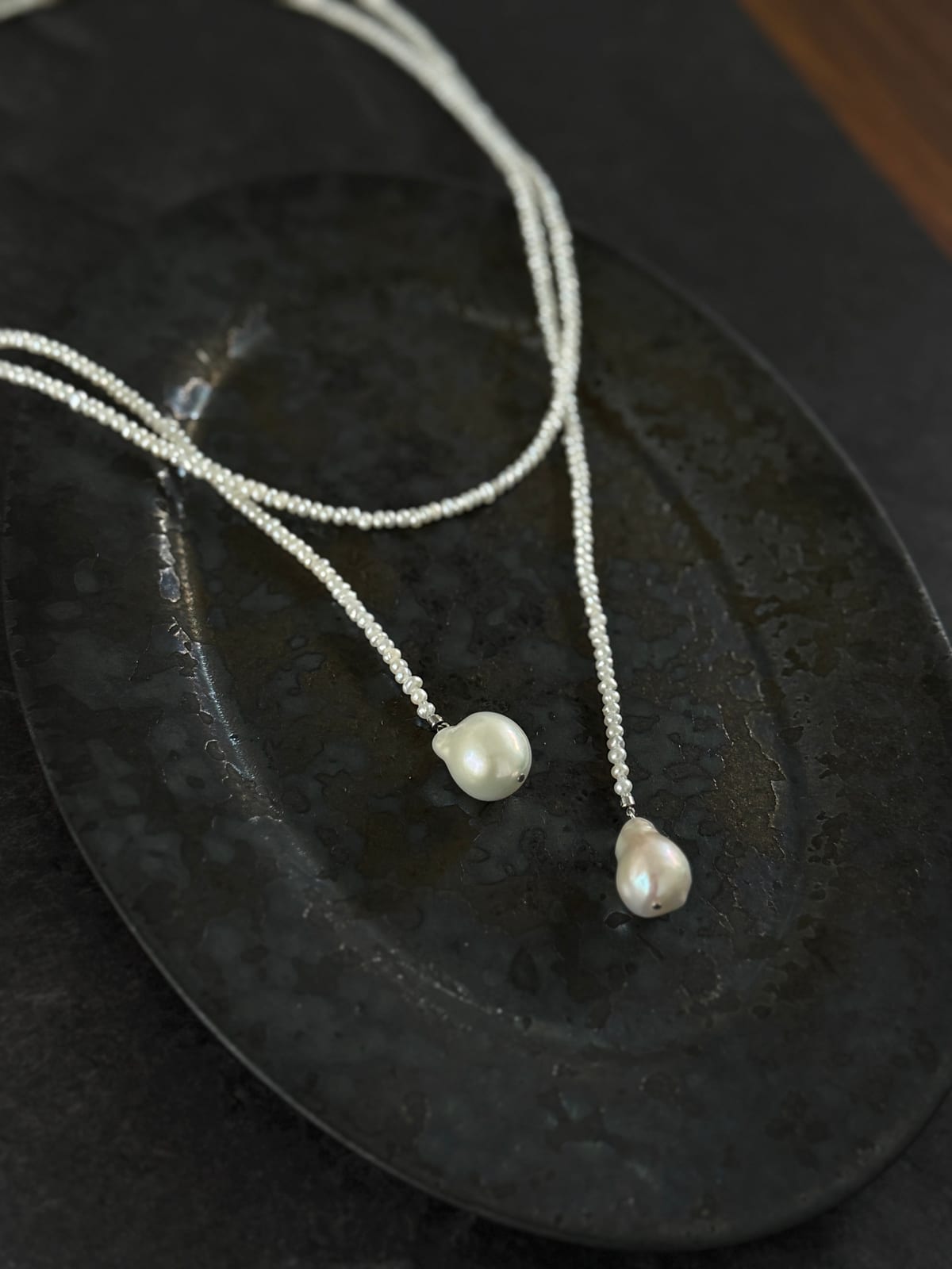 PEARL LARIAT