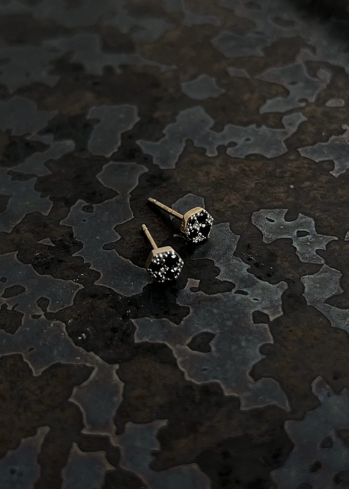 UNICA PIERCE -Black Spinel-(SV925,18K plating)
