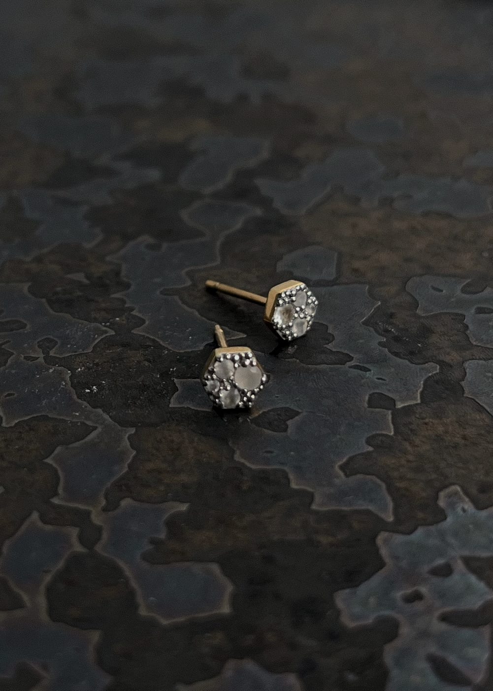 UNICA PIERCE -Moon Stone-(SV925,18K plating)