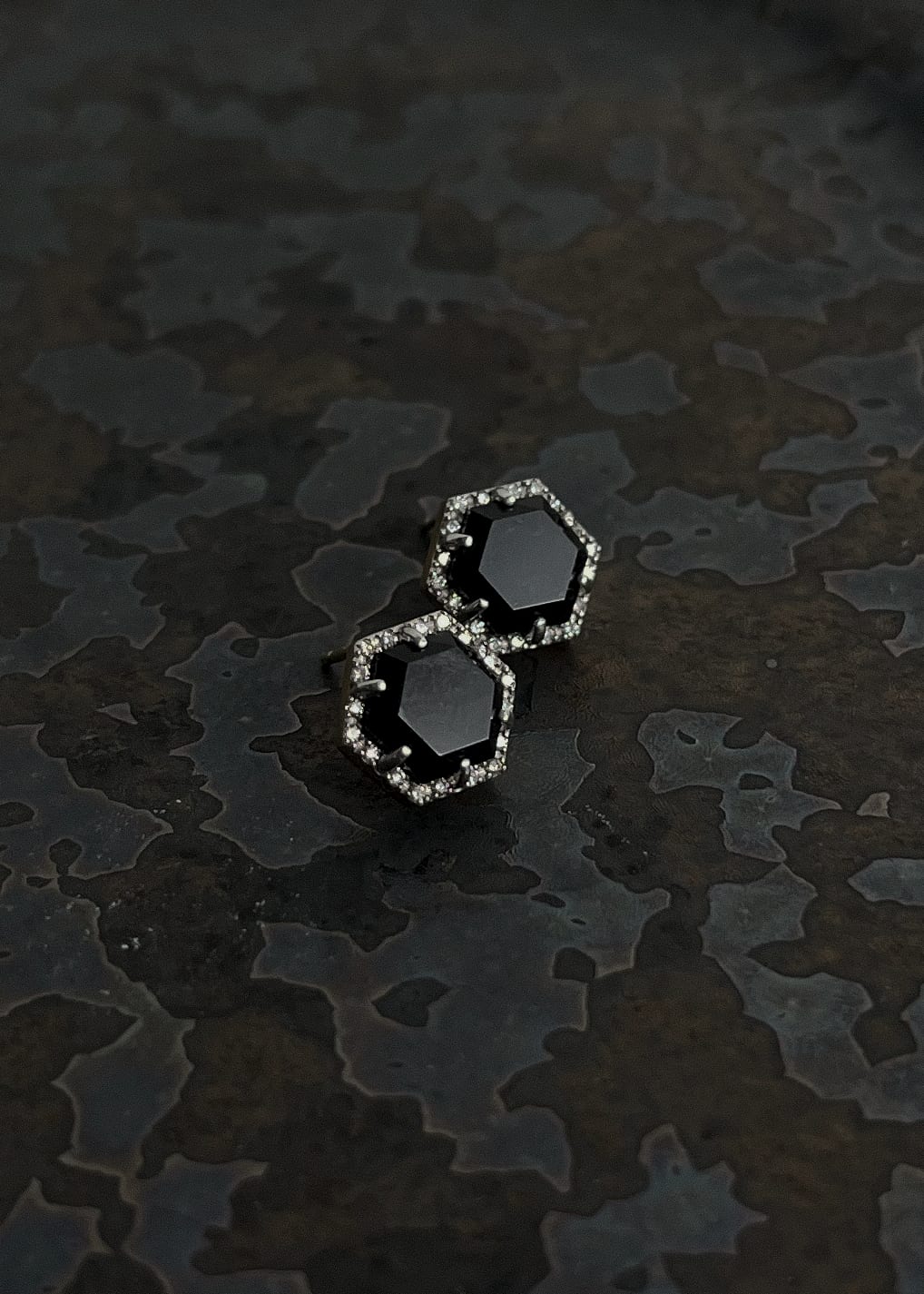 SORA PIERCE -Black Chalcedony-(SV925,18K plating)