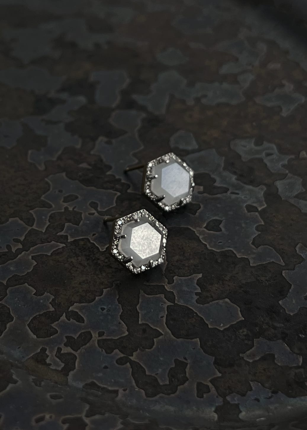 SORA PIERCE -Moon Stone-(SV925,18K plating)